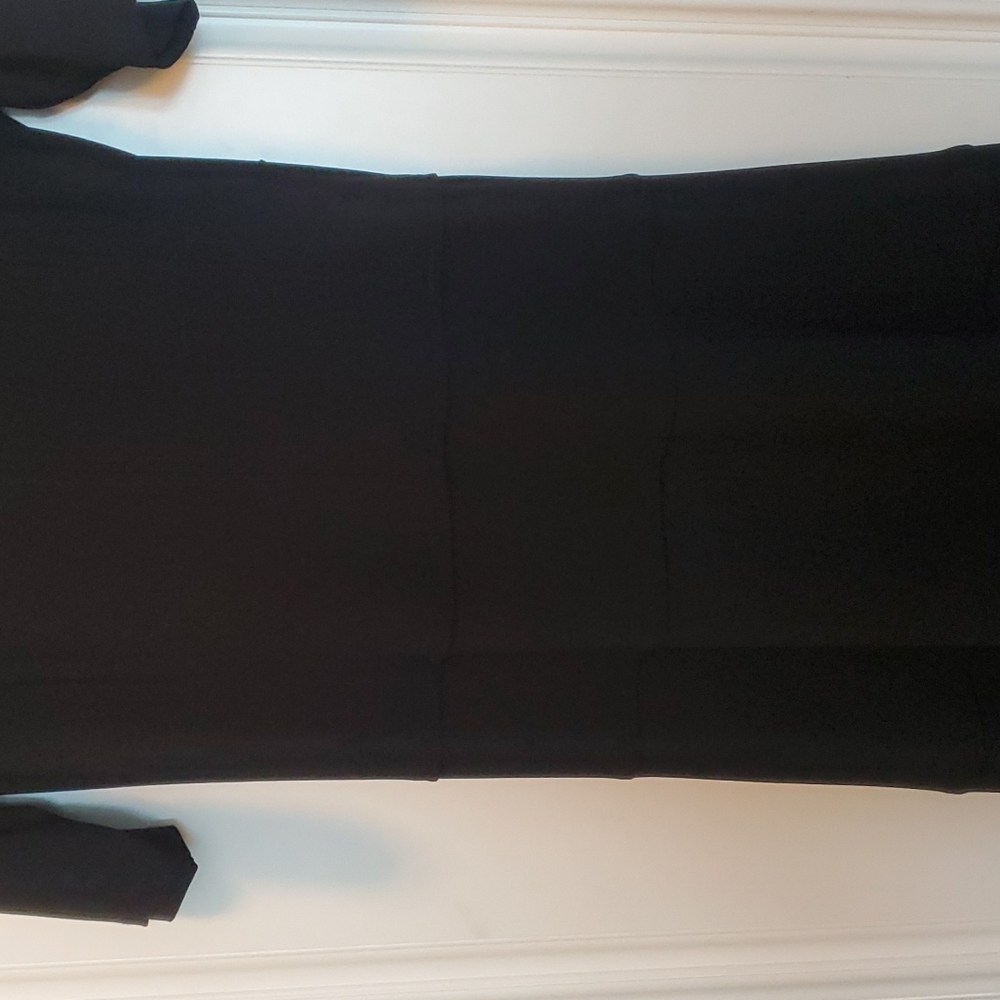 Anne Klein - Picture 3 of 8